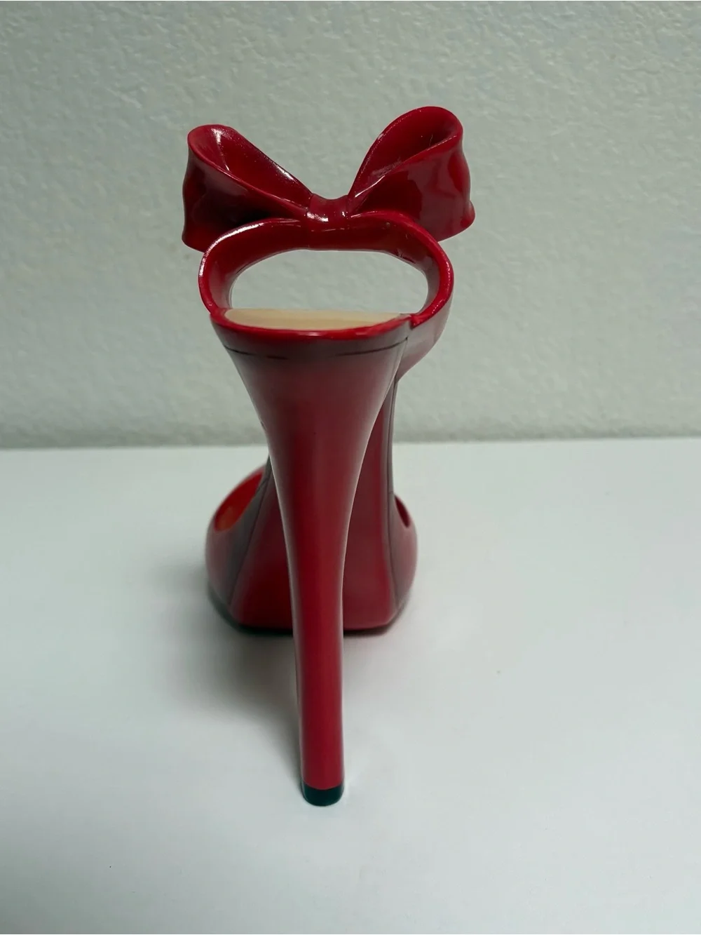 Wine 🍷 bottle holder.